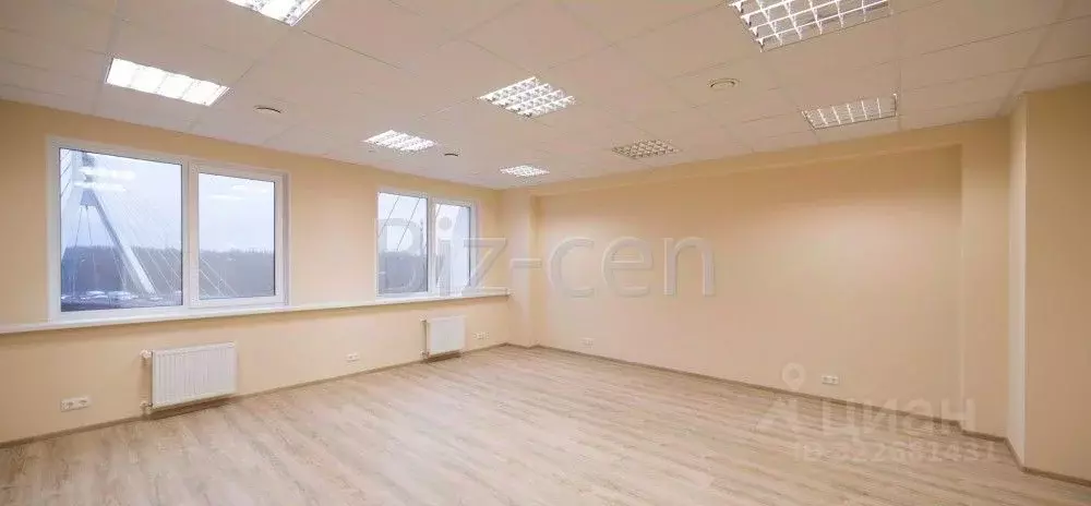 Офис в Санкт-Петербург просп. Александровской фермы, 29Е (235 м) - Фото 1