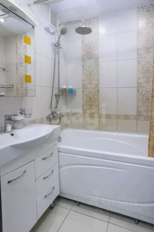 2-к кв. Хабаровский край, Хабаровск Костромская ул., 48А (53.1 м) - Фото 0
