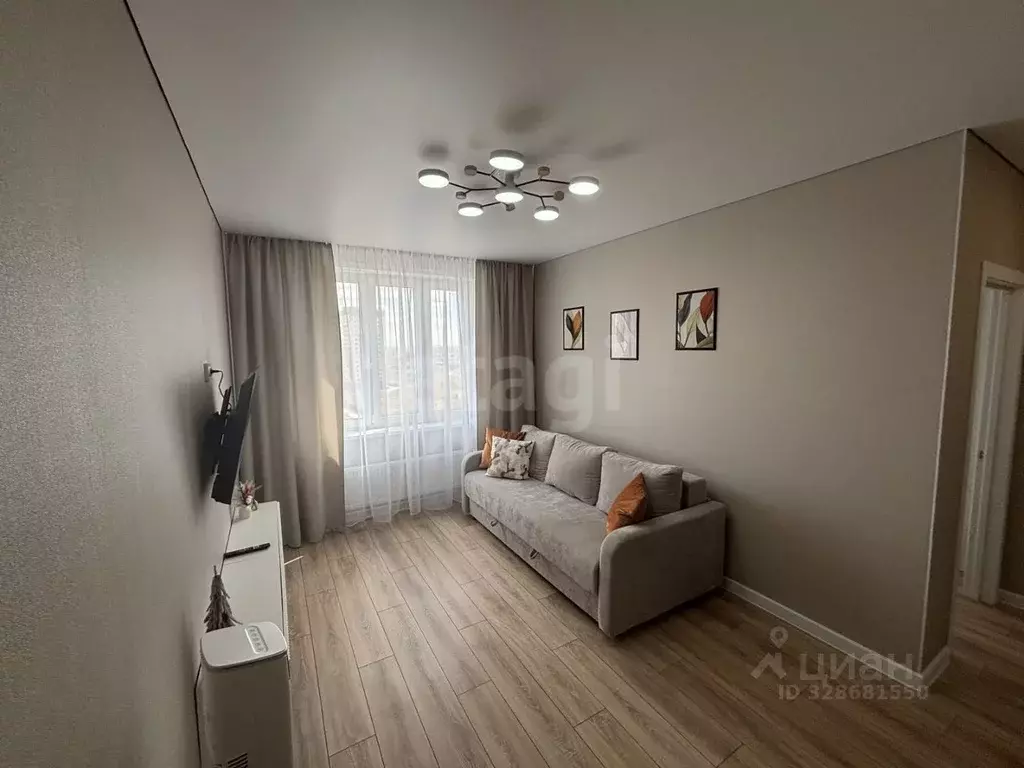 1-к кв. Тюменская область, Тюмень Новгородская ул., 22 (38.5 м) - Фото 1