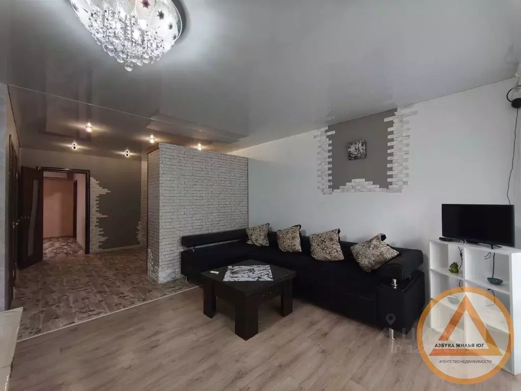 2-к кв. Краснодарский край, Туапсе Сочинская ул. (63.0 м) - Фото 1