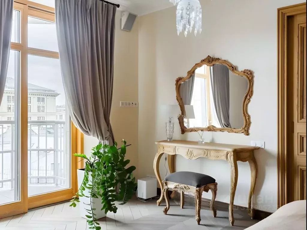 3-к кв. Москва Звонарский пер., 3 (170.5 м) - Фото 0
