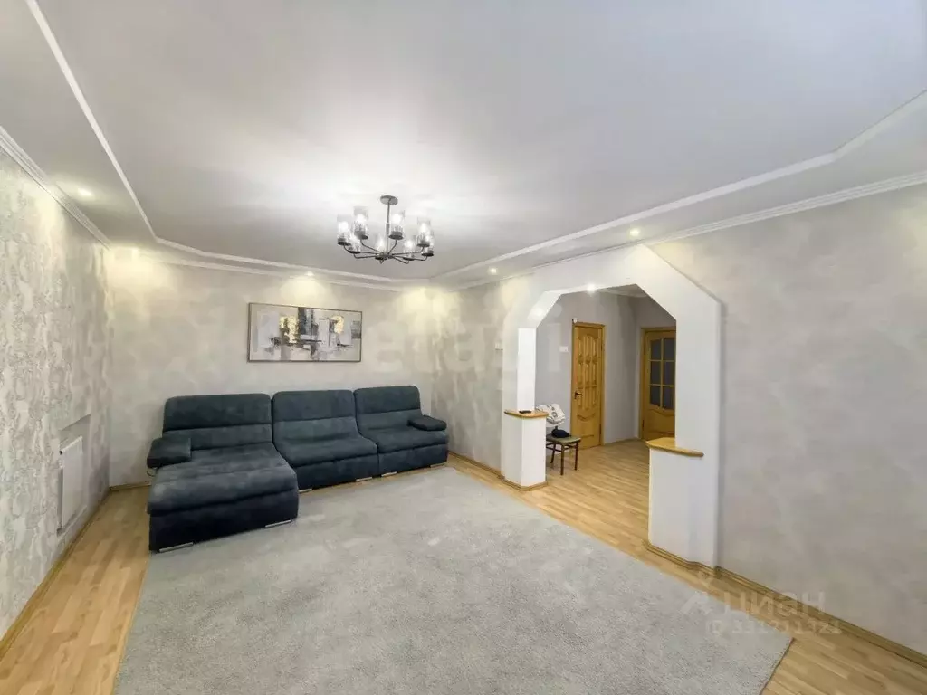 Дом в Краснодарский край, Ейск Каштановая ул. (234 м) - Фото 2