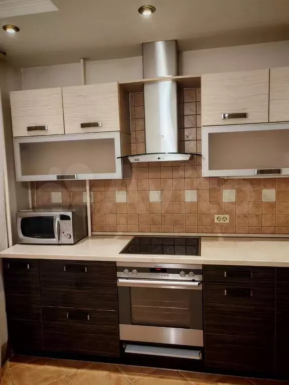 2-к. квартира, 60 м, 17/17 эт. - Фото 1