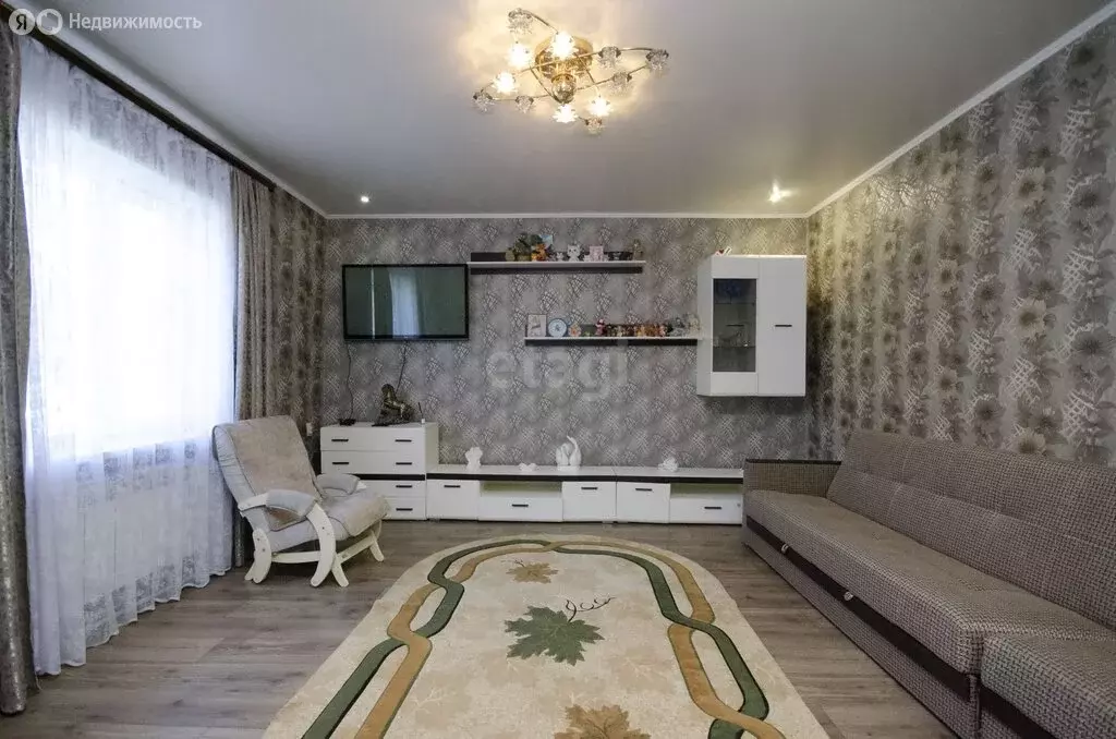 Дом в посёлок Лебедёвка, Первомайская улица (105 м) - Фото 2