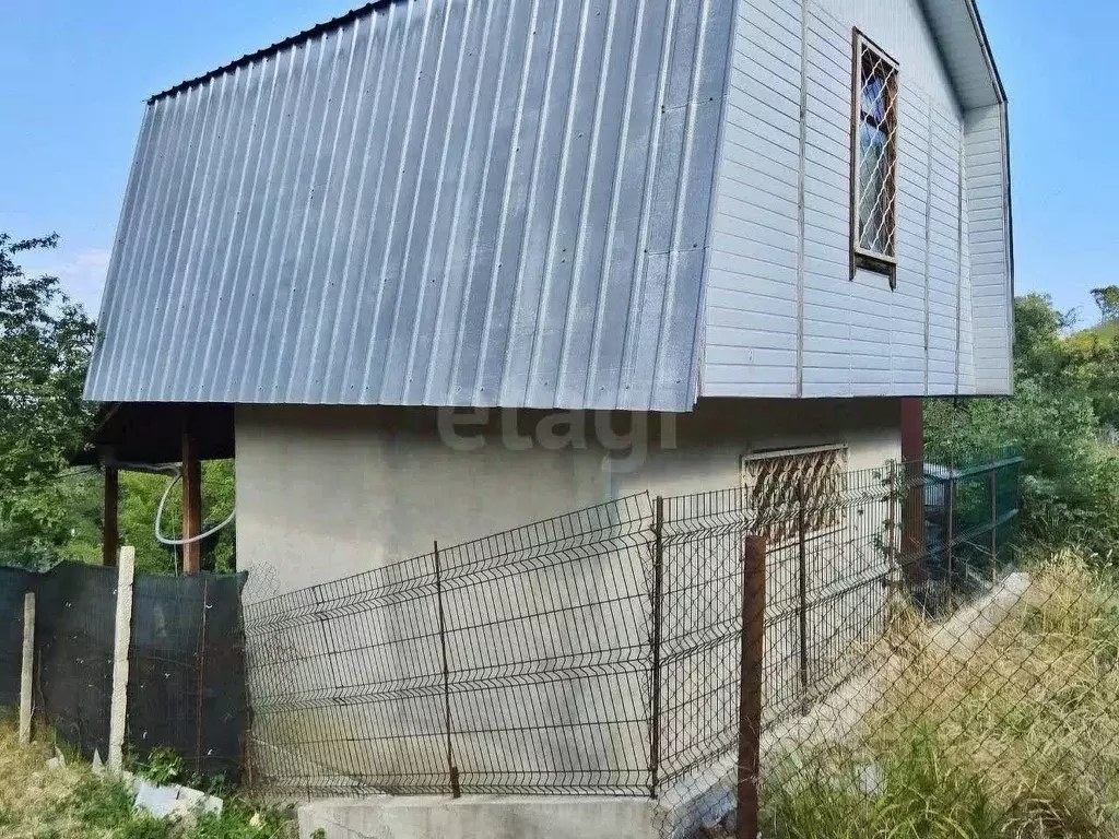 Дом в Крым, Ялта муниципальный округ, Виноградное пгт ш. ... - Фото 1