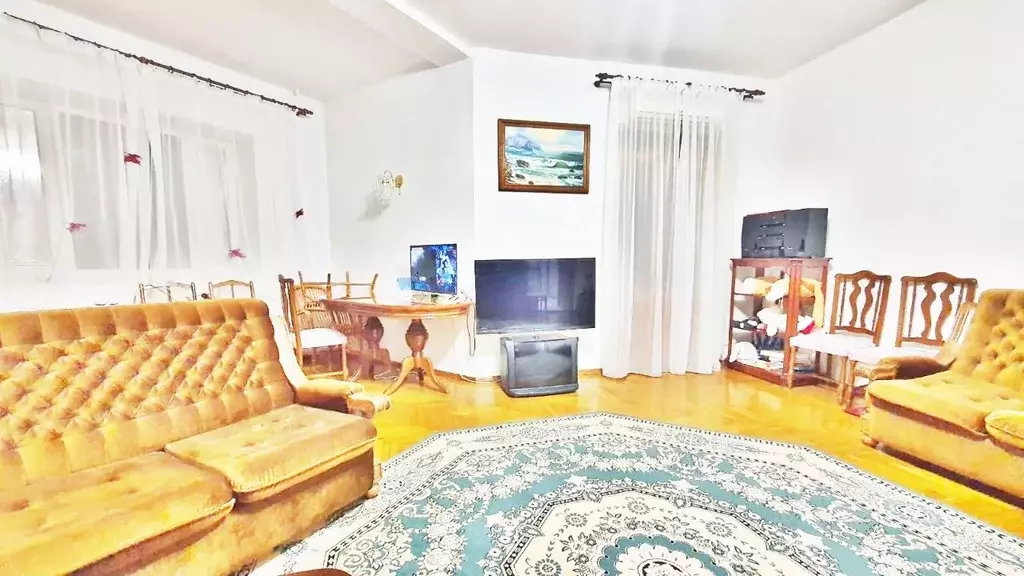 3-к кв. Крым, Ялта муниципальный округ, Ливадия пгт ул. Батурина, 8 ... - Фото 1