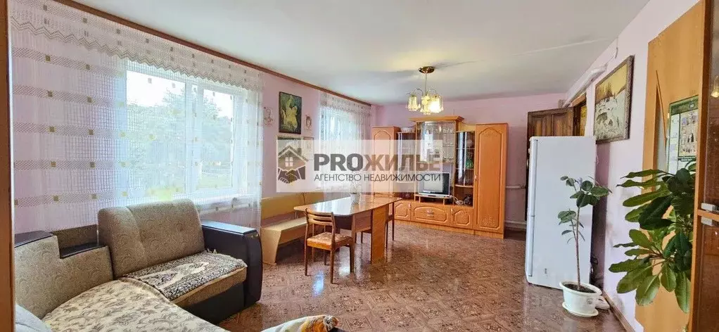 Дом в Башкортостан, Белебей пл. Центральная (104 м) - Фото 1