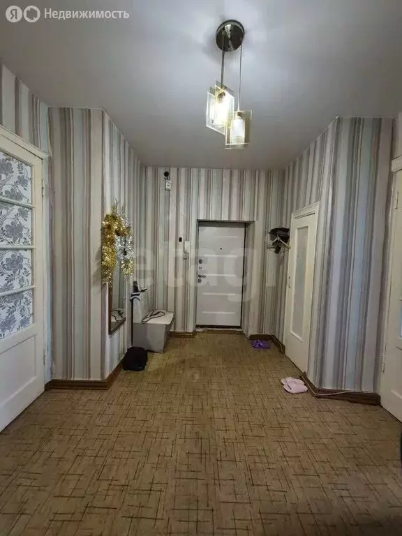 3-комнатная квартира: Улан-Удэ, микрорайон Аэропорт, 18 (81.4 м) - Фото 2