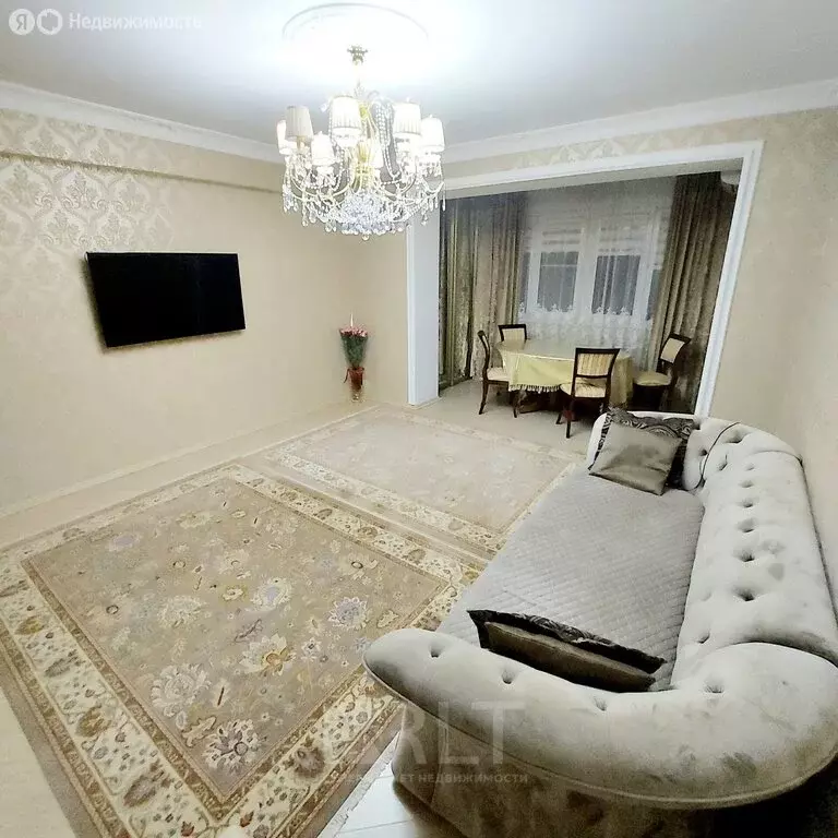 2-комнатная квартира: Махачкала, улица Батырая, 136Лк1 (56 м) - Фото 1