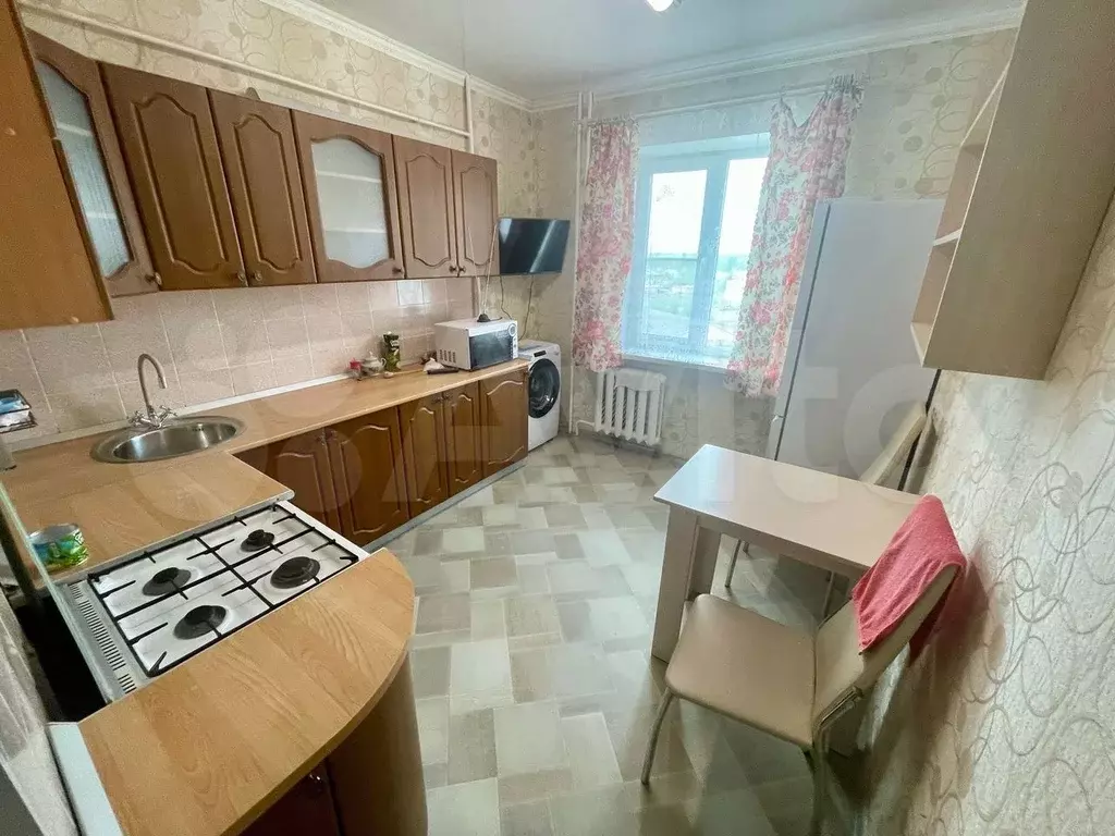 1-к. квартира, 40 м, 6/9 эт. - Фото 1
