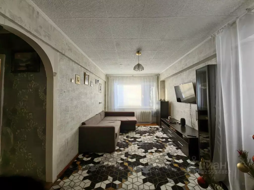 2-к кв. Омская область, Омск просп. Мира, 167/1 (42.0 м) - Фото 1