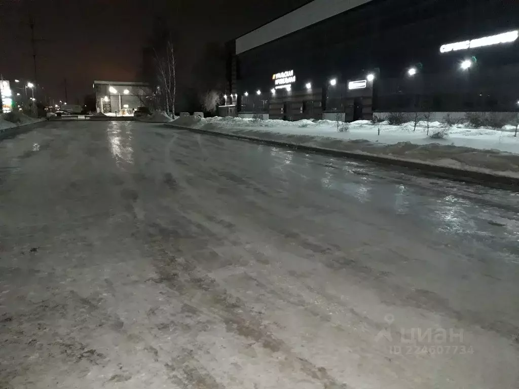 Склад в Тюменская область, Тюмень ул. 50 лет Октября, 213с4 (750 м) - Фото 1