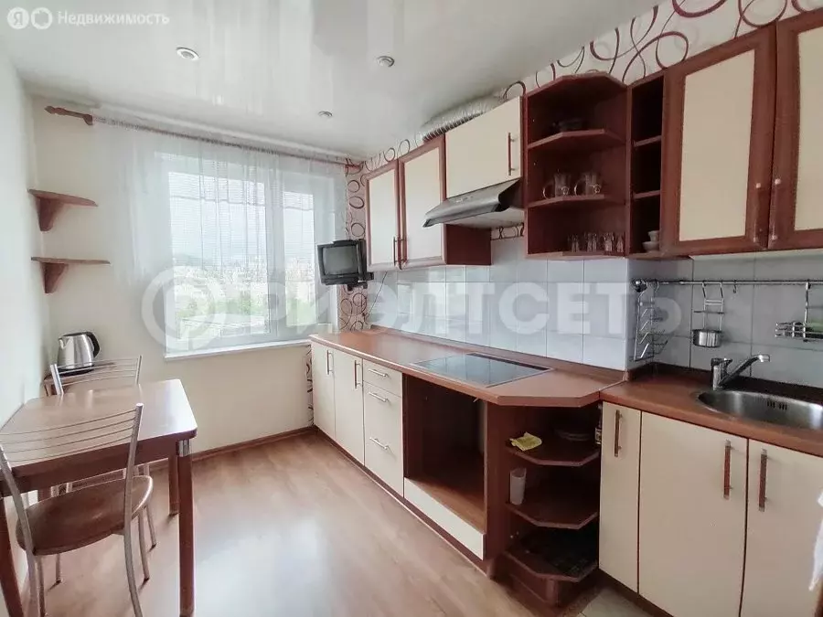 2-комнатная квартира: Мурманск, улица Баумана, 43к2 (51.8 м) - Фото 1