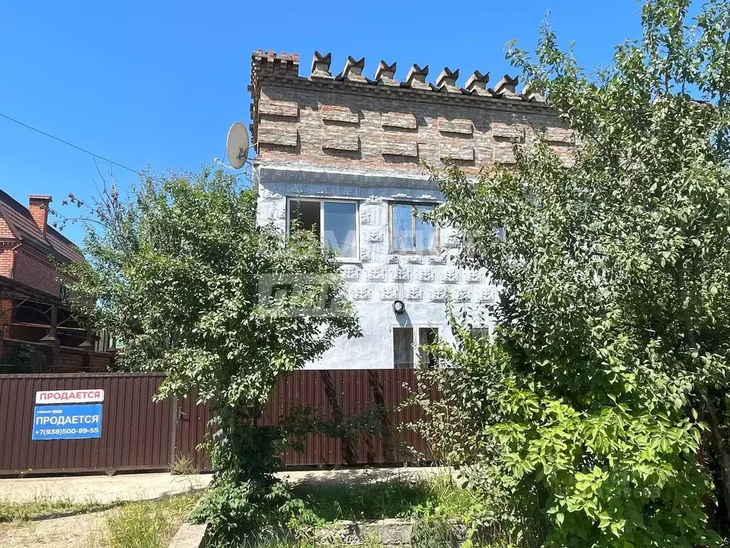 Дом в Краснодарский край, Апшеронск Николенская ул., 104 (238 м) - Фото 1