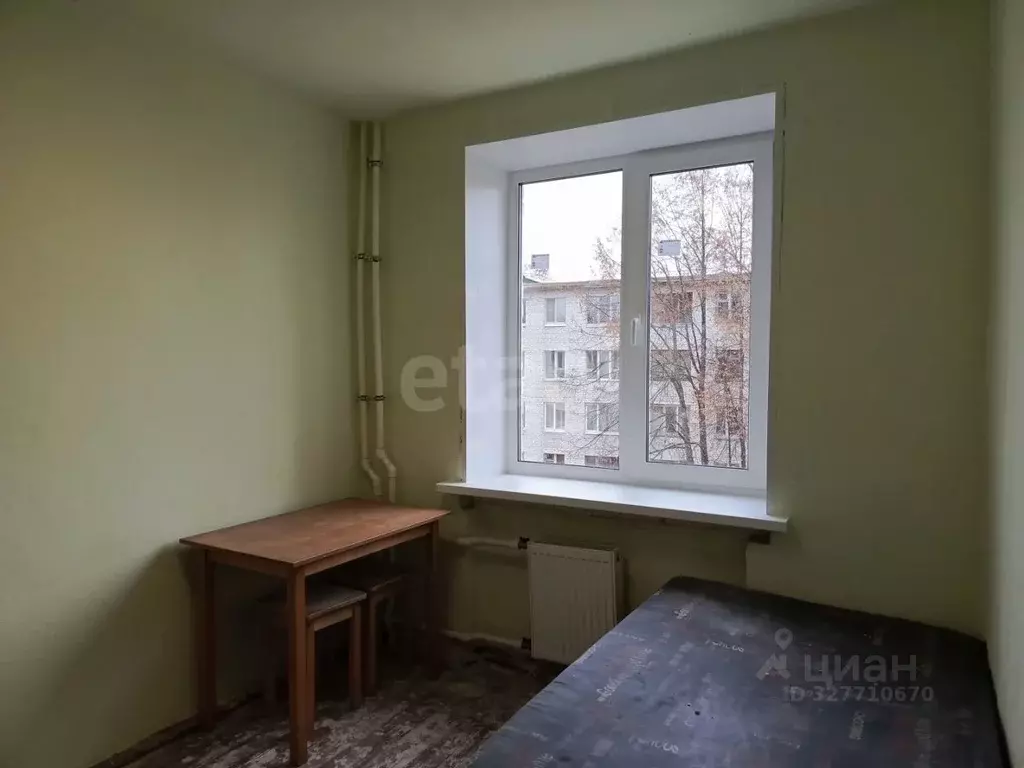 Комната Ленинградская область, Кириши Пионерская ул., 4 (9.8 м) - Фото 2