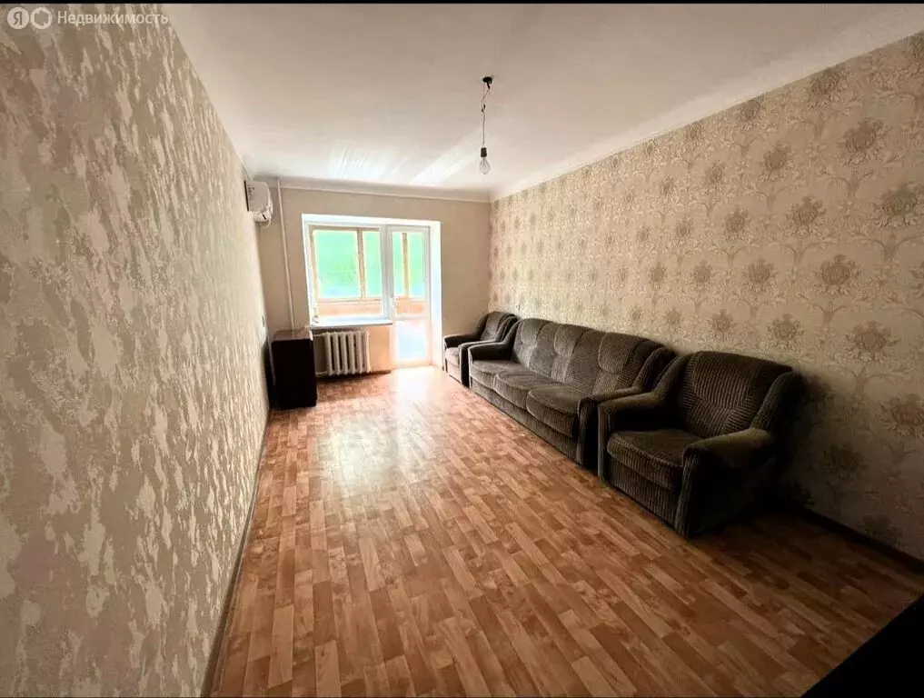 2-комнатная квартира: Шахты, Садовая улица, 8 (45 м) - Фото 0