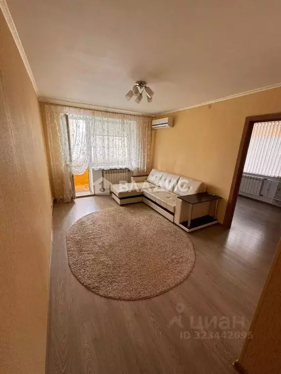 3-к кв. Волгоградская область, Волгоград пос. Ангарский, ул. Маршала ... - Фото 1