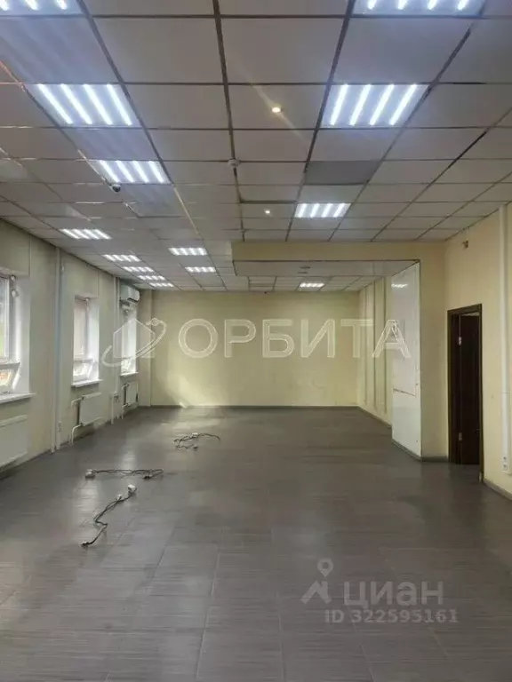 Помещение свободного назначения в Тюменская область, Тюмень ул. ... - Фото 2
