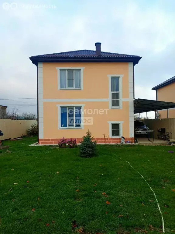 Дом в станица Раевская, Кубанская улица, 13А (160 м) - Фото 1