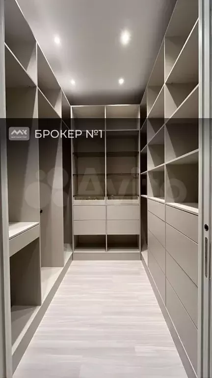 3-к. квартира, 90 м, 3/8 эт. - Фото 1