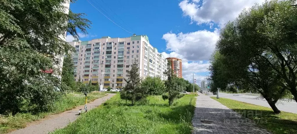 2-к кв. Омская область, Омск ул. Крупской, 8 (60.0 м) - Фото 1