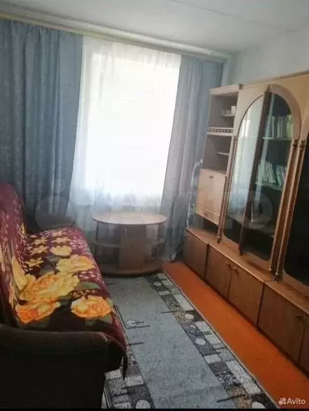 Комната 10 м в 1-к., 1/9 эт. - Фото 0