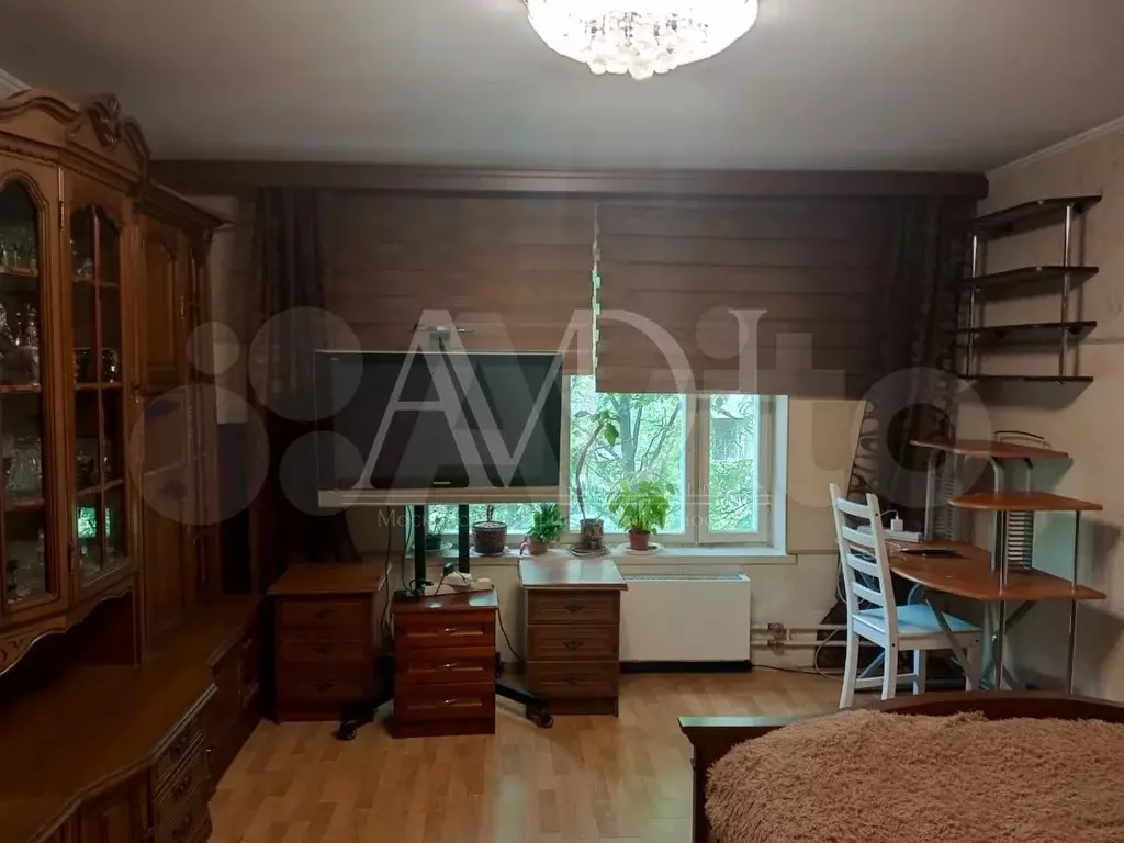 Комната 18 м в 3-к., 2/9 эт. - Фото 0