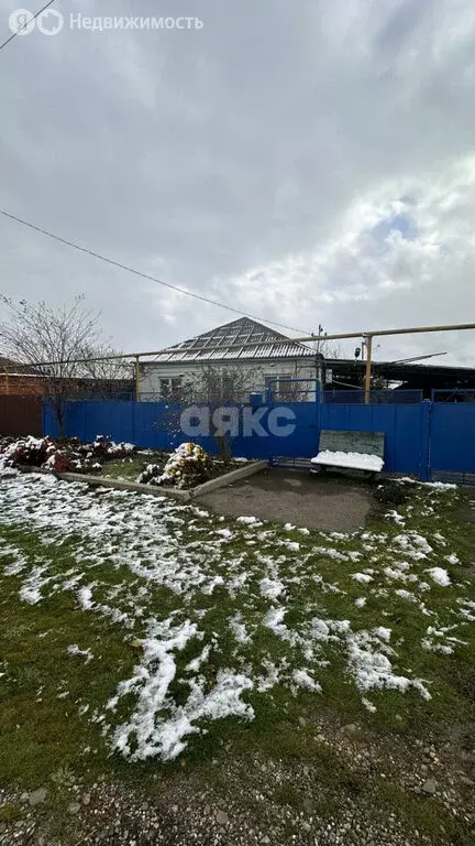 Дом в село Братковское, Центральная улица, 35 (88.3 м) - Фото 1