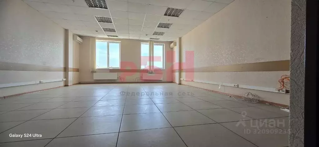 Офис в Воронежская область, Воронеж просп. Революции, 1В (50 м) - Фото 1