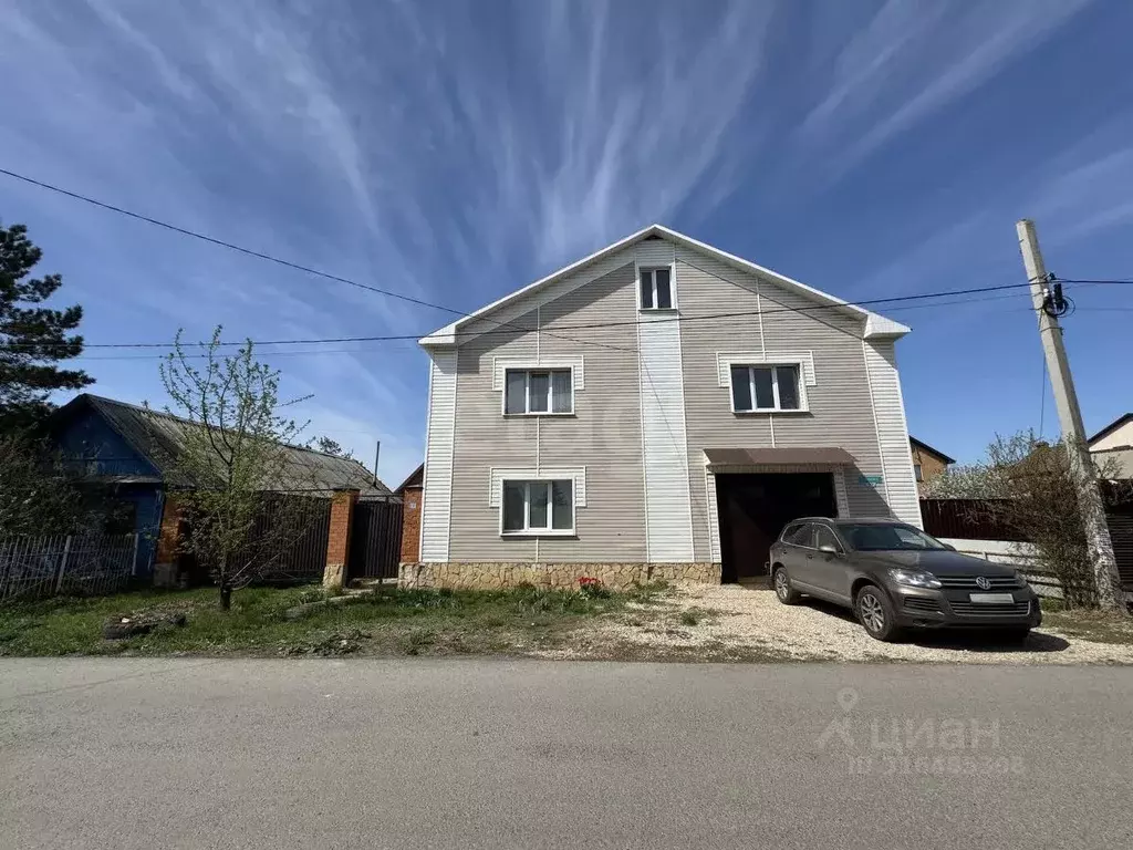 Дом в Оренбургская область, Оренбург ул. 9-я Линия, 22 (314 м) - Фото 0