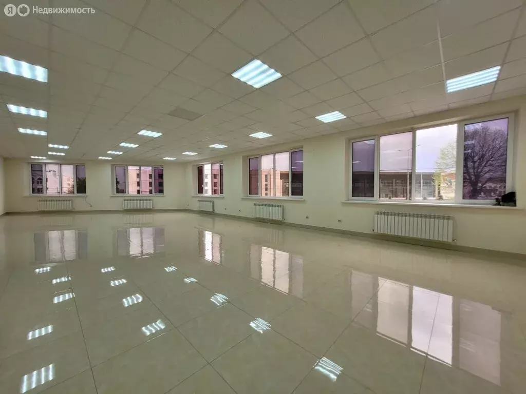 Помещение свободного назначения (200 м) - Фото 1