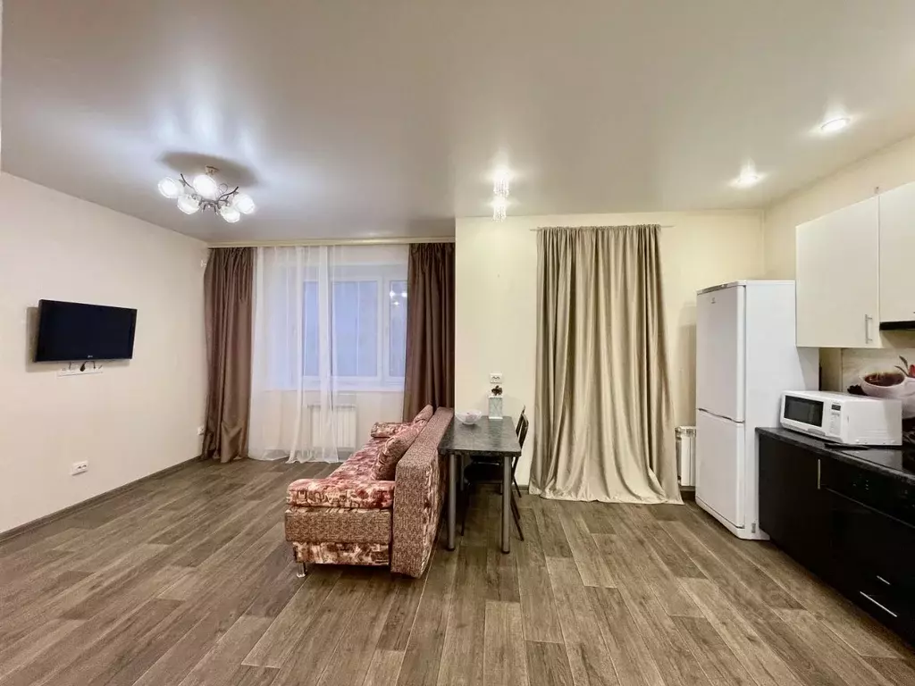 Студия Омская область, Омск ул. Красный Путь, 101к1 (40.0 м) - Фото 1