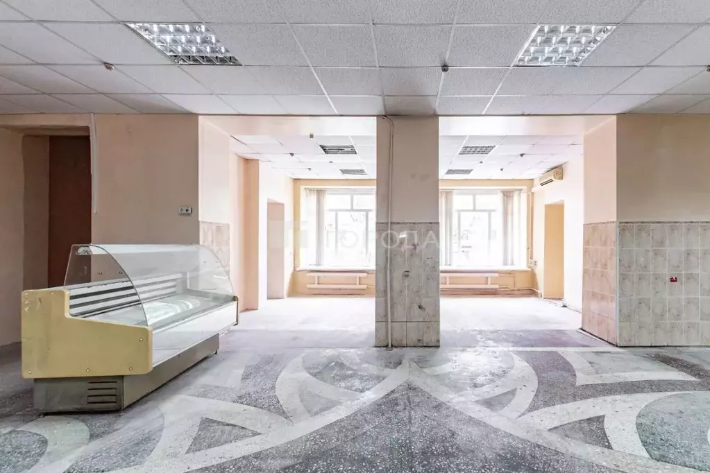 Торговая площадь в Алтайский край, Барнаул ул. Профинтерна, 8А (288 м) - Фото 0