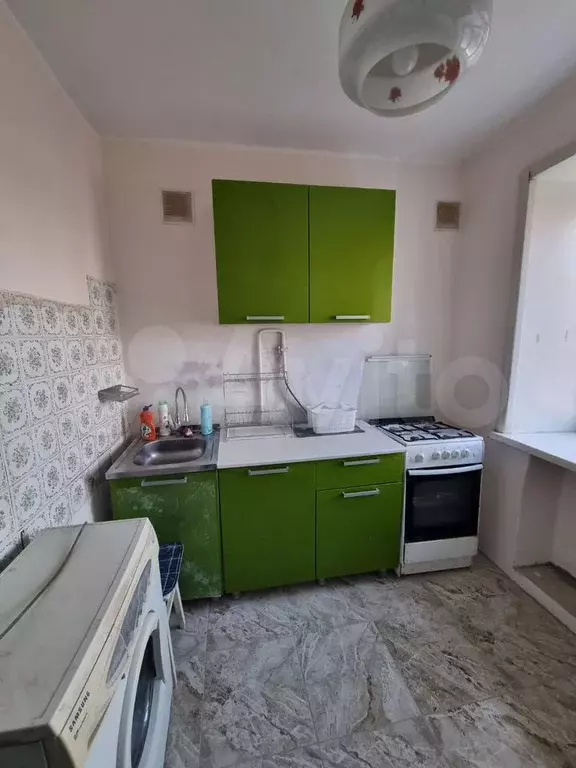 3-к. квартира, 56 м, 5/5 эт. - Фото 0