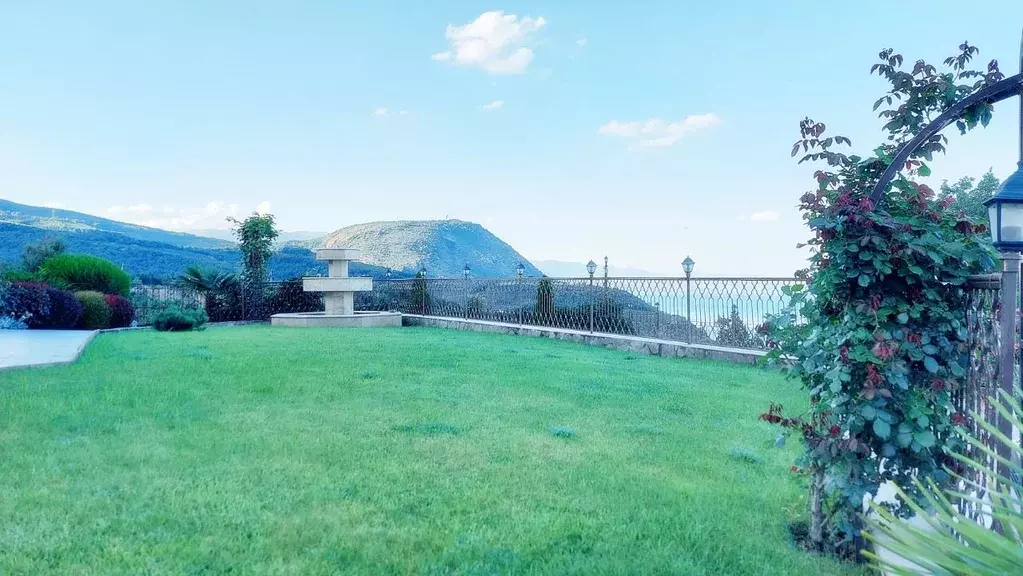 Коттедж в Крым, Алушта муниципальный округ, с. Малый Маяк ул. Морская, ... - Фото 1