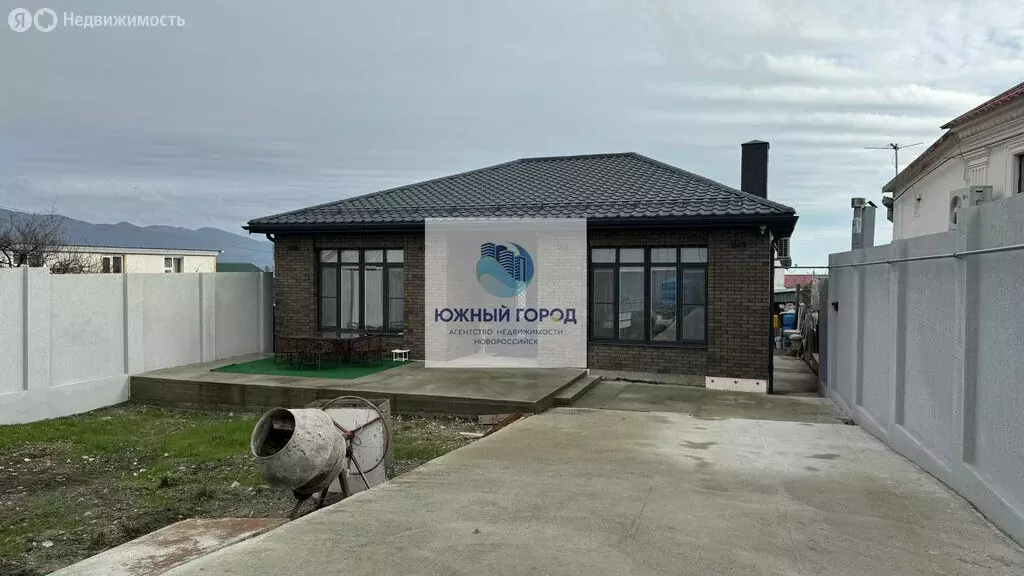 Дом в Новороссийск, улица Прохорова, 66 (180 м) - Фото 1