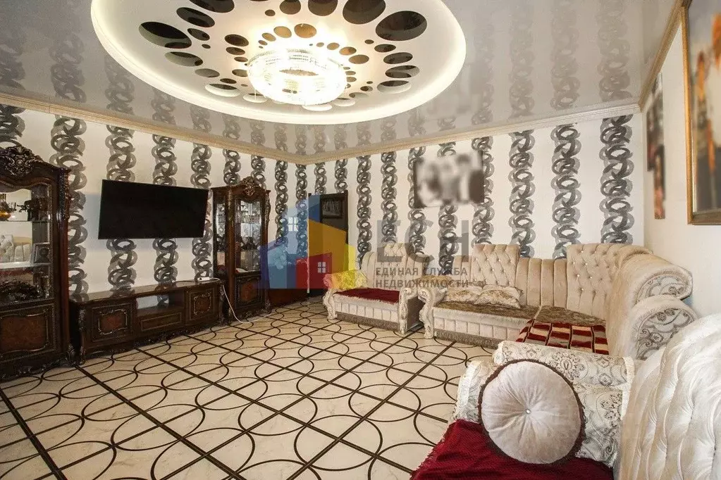 Дом в Тульская область, Одоев рп ул. 50 лет Октября (206 м) - Фото 2