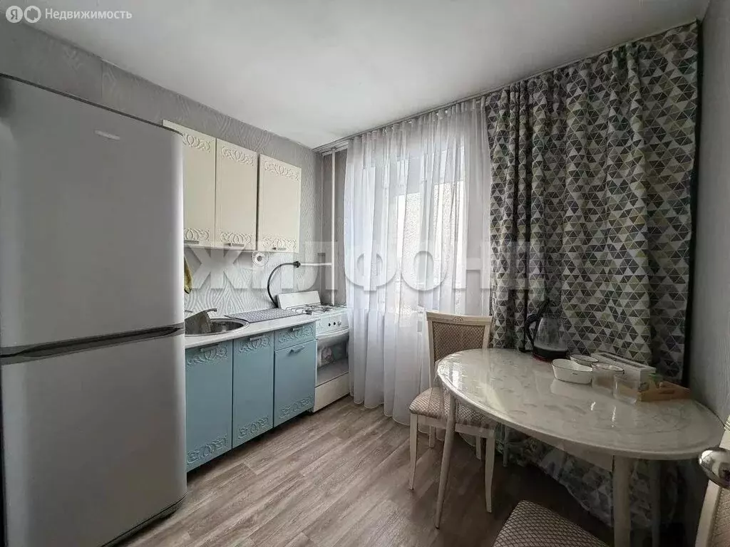 2-комнатная квартира: Кызыл, улица Титова, 15 (43.9 м) - Фото 2