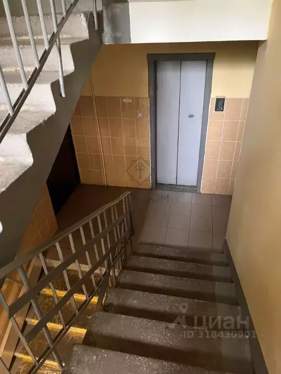 Комната Москва ул. Молостовых, 19К1 (18.0 м) - Фото 1