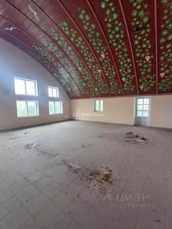 Помещение свободного назначения в Крым, Сакский район, с. Молочное ул. ... - Фото 1