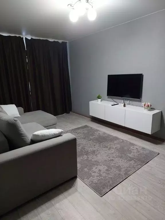 1-к кв. Саха (Якутия), Якутск 202-й мкр, 4 (35.0 м) - Фото 2