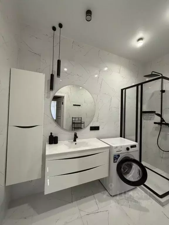 2-к кв. Крым, Симферополь ул. Набережная имени 60-летия СССР, 50к1 ... - Фото 1