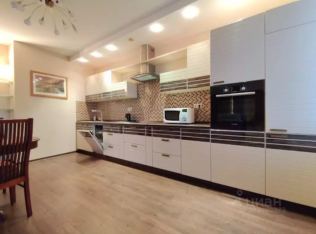 2-к кв. Татарстан, Казань просп. Победы, 46Б (70.0 м) - Фото 1