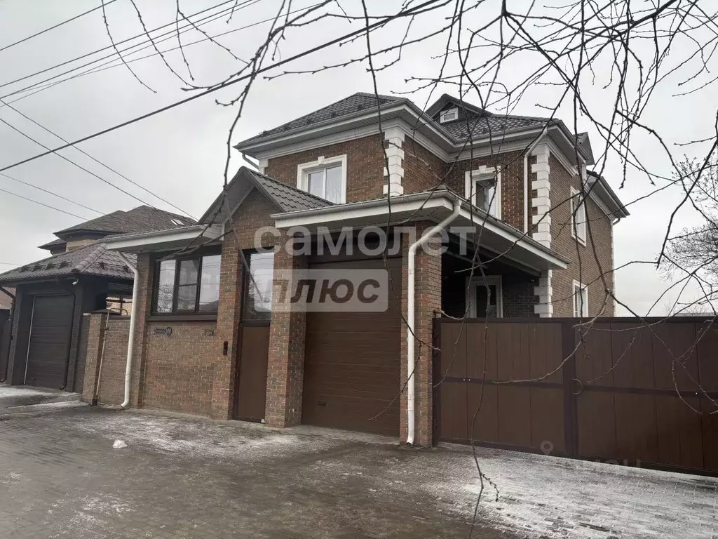 Коттедж в Курская область, Курск Октябрьская ул., 100 (251 м) - Фото 1