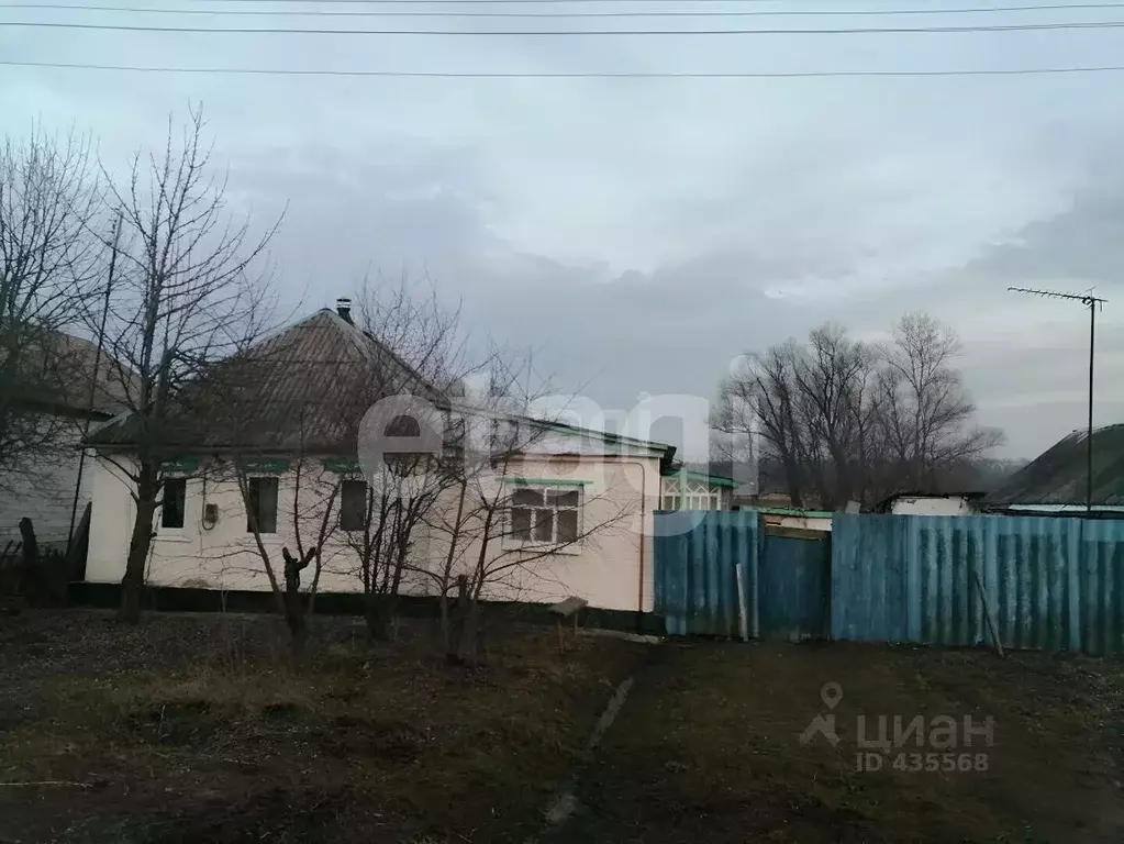 Дом в Белгородская область, Валуйки ул. Володарского (26 м) - Фото 0