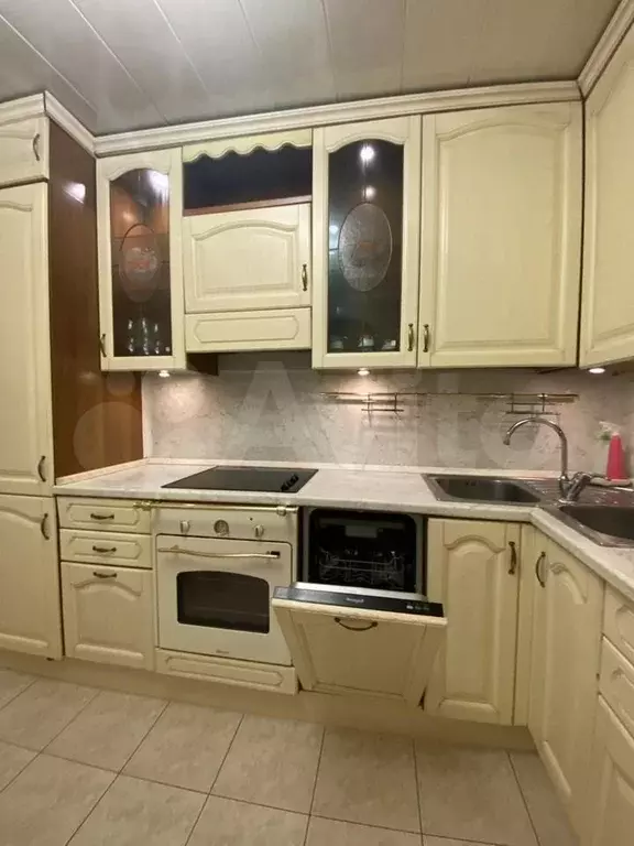 2-к. квартира, 60 м, 9/12 эт. - Фото 1