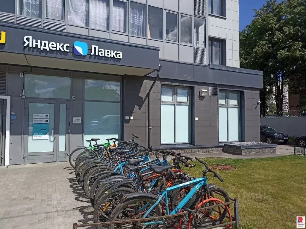 Торговая площадь в Челябинская область, Челябинск ул. Труда, 172 (1450 ... - Фото 1