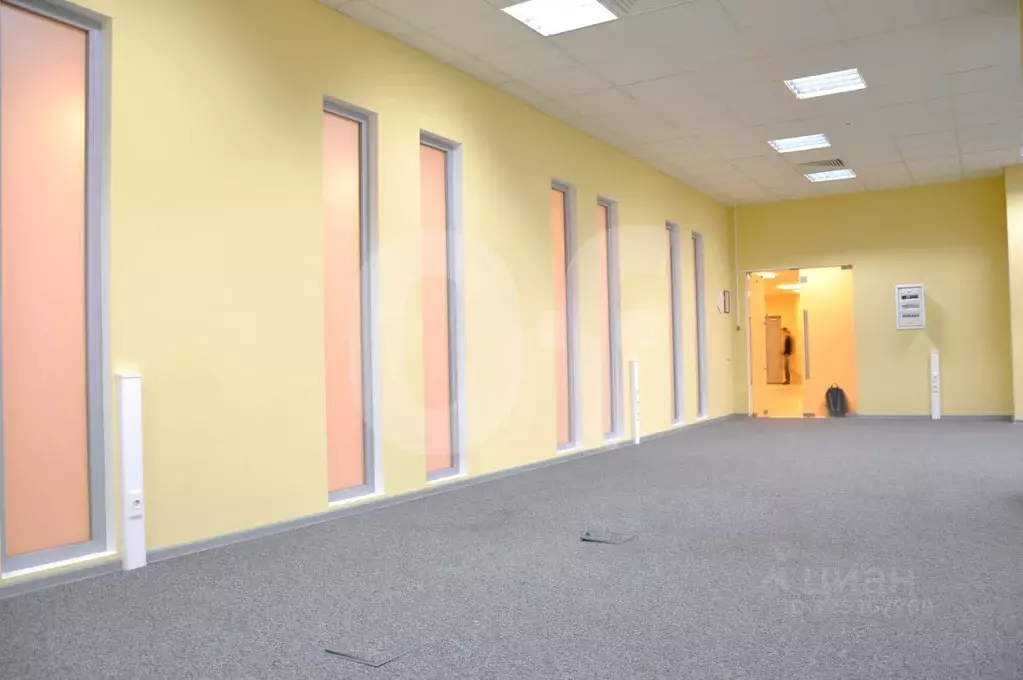 Офис в Московская область, Химки городской округ, д. Дубровки ул. ... - Фото 1