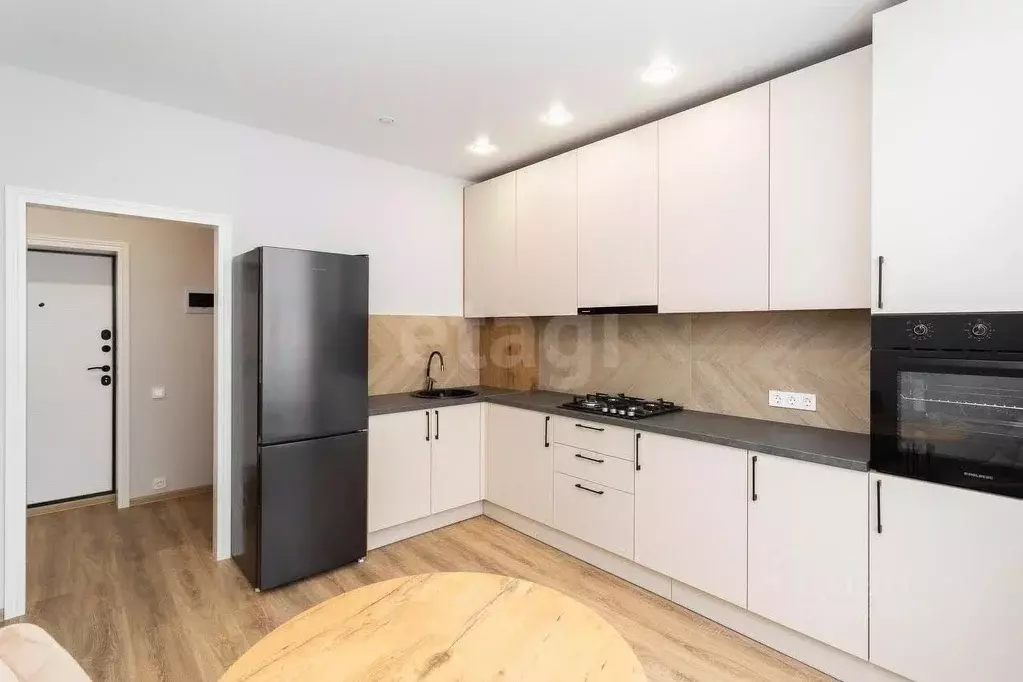 1-к кв. Калининградская область, Гурьевский муниципальный округ, пос. ... - Фото 1