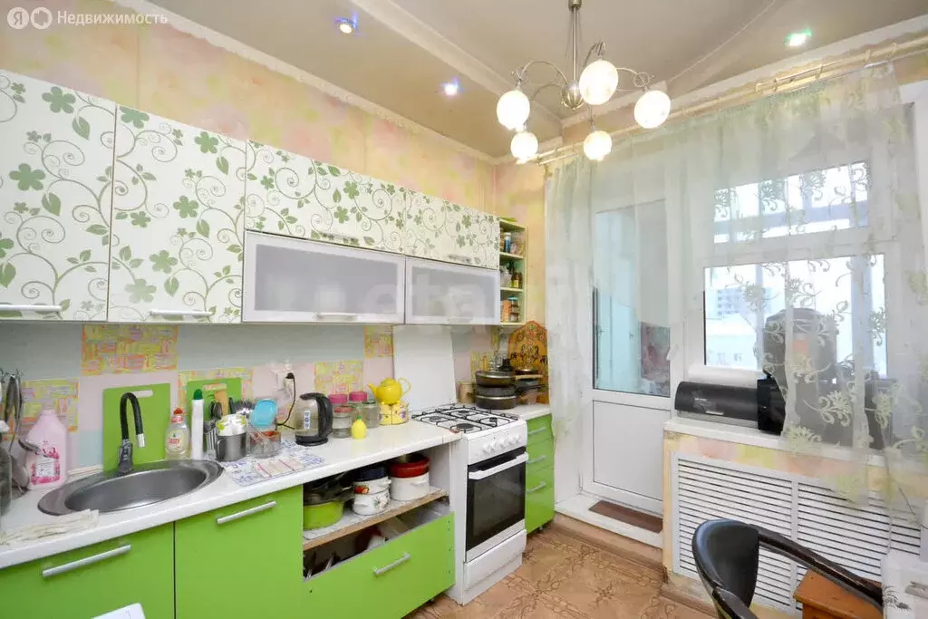 3-комнатная квартира: Якутск, Октябрьская улица, 27/4 (76.6 м) - Фото 1